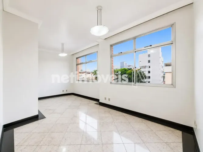 Apartamento 108m²; com 04 quartos, suíte, DCE, 2 vagas à venda no Bairro Coração Eucarísti