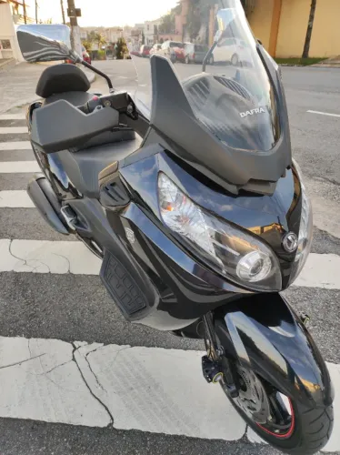 Dafra MaxSym 400i 2015 - Segundo dono - 33.200 km