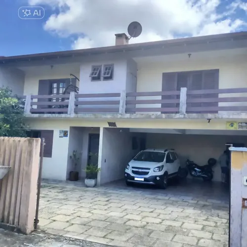 Sobrado Xaxim 3 suítes Alto Padrão