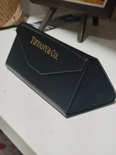 Estojo óculos kit 7 un.Tiffany, Prada, Chanel, Vigie, Giorgio Armani 