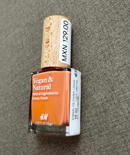 Esmalte H&M vegan e nature