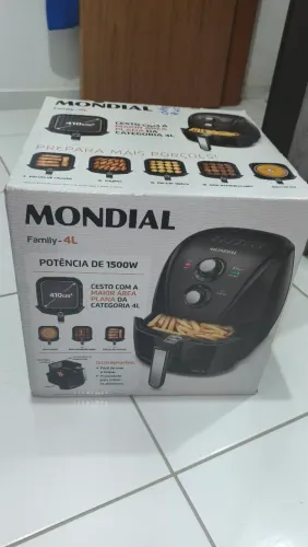 Vendo Air Fryer Mondial 4L 1500W - *Nova* - *Nunca usada*