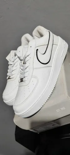 Tênis Nike Air Force 1 tamanho 41