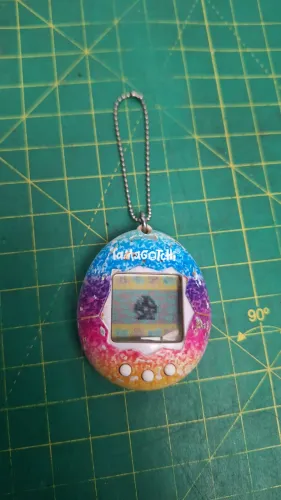 Tamagotchi rainbow Bandai 2017