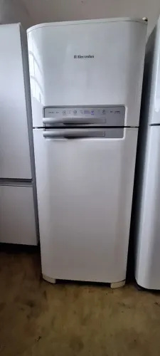 Ótima Electrolux Frost Free 402 Litros - Geladeira em Excelente estado