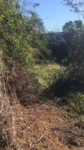 Vendo terreno em Parnaíba na praia peio de moça 13* 30 valor 35 mil contato *48