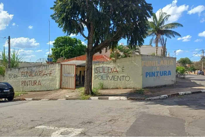 BARRACÃO COM CASA DE 1 DORMITÓRIO À VENDA CENTRO DE COSMÓPOLIS
