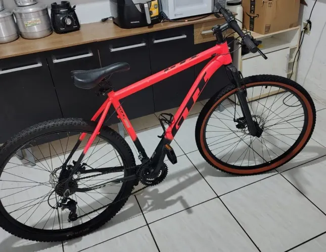 Bicicleta GTI Roma MTB alumínio aro 29 quadro 21. Promoção bike