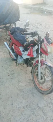 Estou vendendo essa moto Jonny cinquentinha
