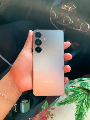 Samsung s25