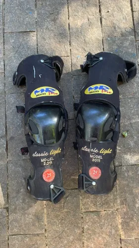 Joelheira Brace MR PRO