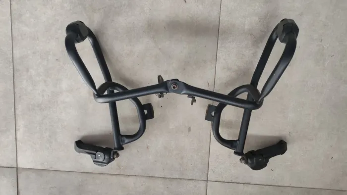 Protetor de carenagem SCAM CB300F