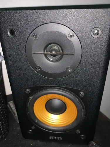 Monitor de referencia Edifier Rt1004