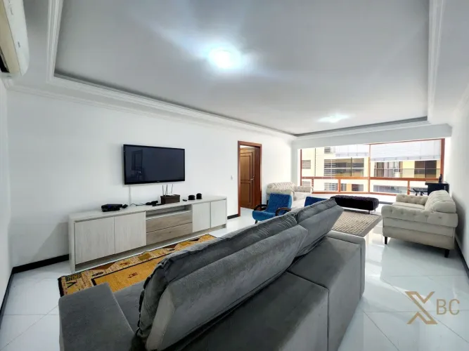Apartamento 3 Quartos para Venda em Balneário Camboriú, Centro, 3 dormitórios, 3 suítes, 5