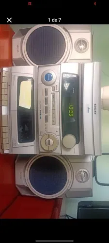 Som CCE toca 3 CD, Rádio e Fita Cassete