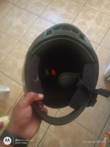 Capacete