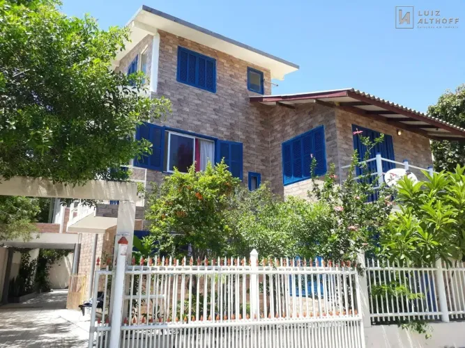 Conjunto de sobrados com 5 quartos à venda - Pinheira, Palhoça/SC