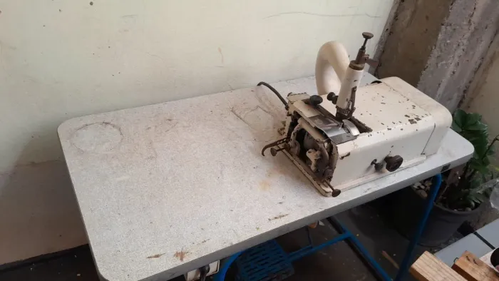 Maquina de chanfrar (chanfradeira )