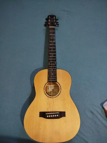Violão giannini, zerado, sem marcas de uso