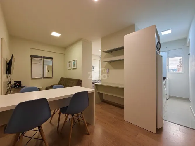 Apartamento com 1 dormitório para alugar, 45 m² por R$ 2.000/mês - Centro - Blumenau/SC
