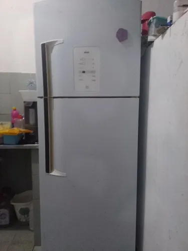 Vendo geladeira para consertar!!!!