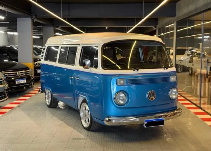 Volkswagen Kombi Standard/ Luxo/ Serie Prata 2004