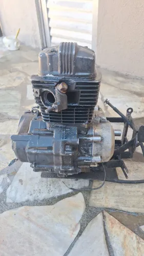 Vendo motor de moto CG 150 ES ano 2009 funcionando perfeitamente e documentado
