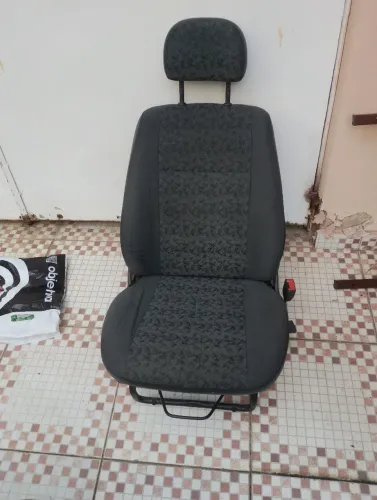 Banco Dianteiro lado do carona Fiat 