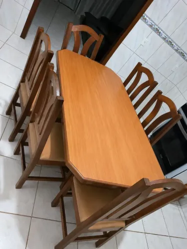Mesa madeira maciça de lei 6 cadeiras