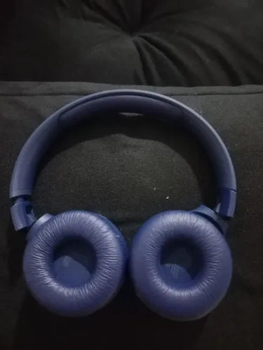 Fone JBL original azul, bateria 100% único dono . Bateria 100 % dura quase 1 semana.