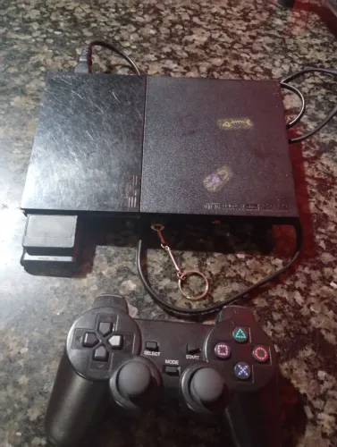 Vende-se PlayStation 2
