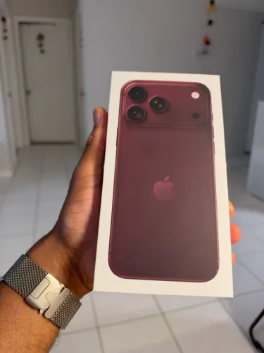 IPHONE 18 PRO MAX 256 GB ROXO