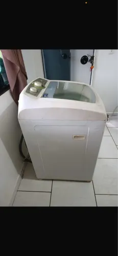 Máquina de lavar 11 kg semi nova