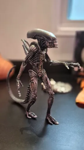 Action figure Alien Warrio4 sem caixa
