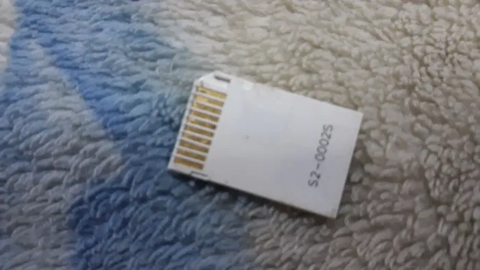adaptador para cartão Sandisk para jogar no psp original.