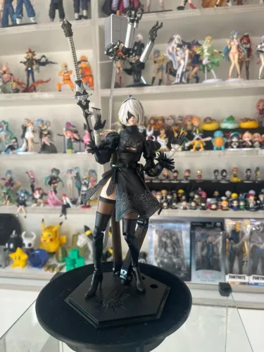 ACTION FIGURE B2