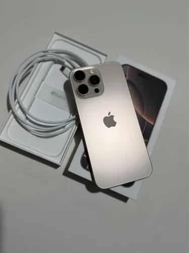 iphone 16 Pro Max - 256 GB Desert