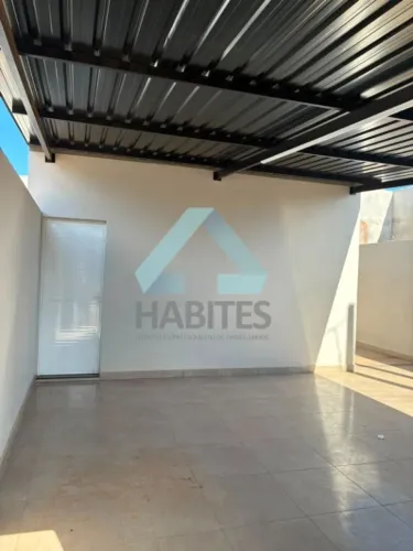 2 quartos sendo 1 suite - Garagem Coberta