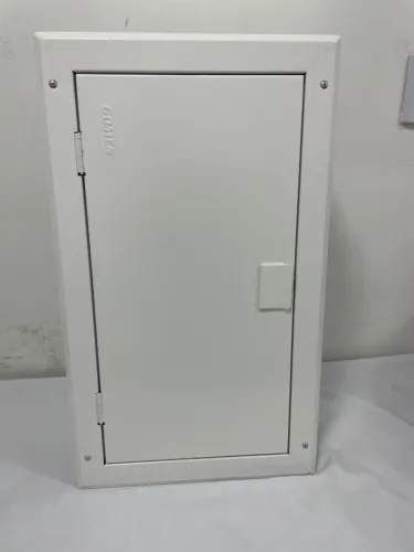 Quadro chapa embutir 24 disjuntores 150A Geral + 8 Mod Gomes 