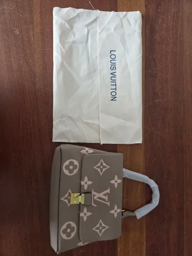 Bolsa Louis Vuitton Madeleine MM