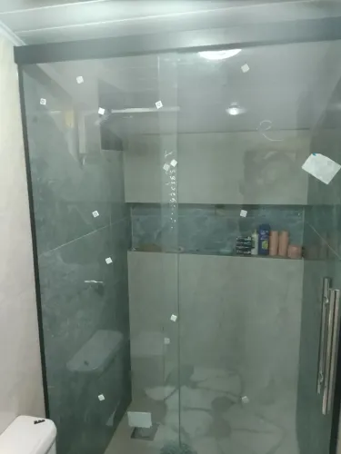 Serviços de vidraçaria