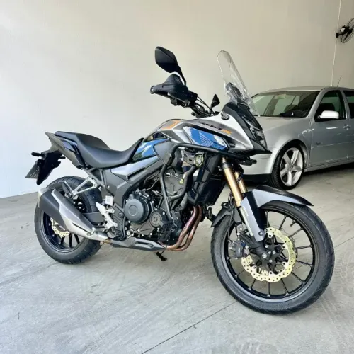 Honda CB 500X 2023 apenas 11 mil km, R$ 33.000 + 27  x R$ 658,00, estudo troca.