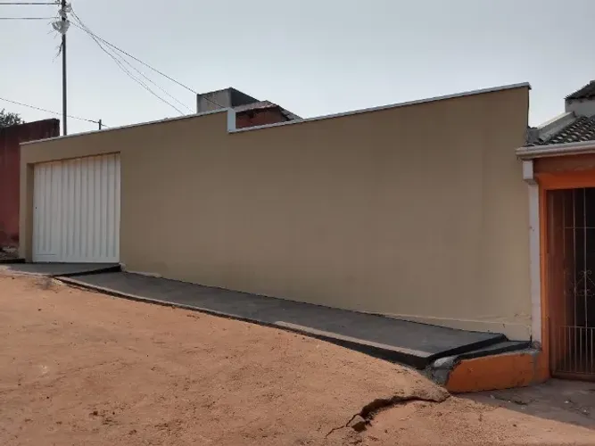 Aluga-se casa, CPA 3 Setor 3, c/ 2 quartos sendo 1 Suíte,