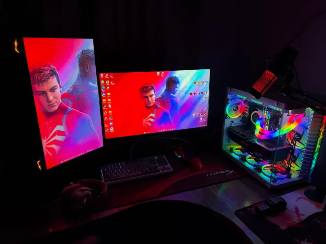 PC GAMER PREMIUM RTX 5070ti + 64GB DOMINATOR