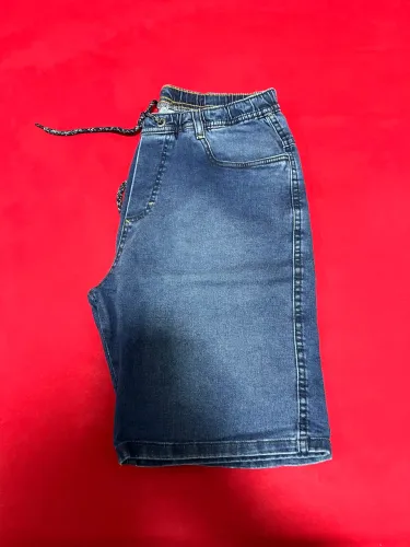 BERMUDA JEANS