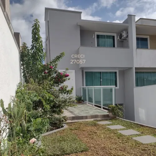 Casa de 3 dormitórios, 3 banheiros, com escritura  " Aceita Financiamento bancário"