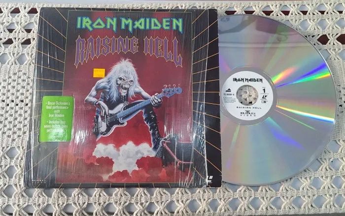 LaserDisc Iron Maiden Raisine Hell Original Colecionável