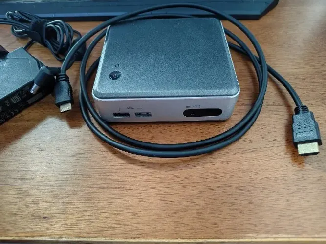 MiniPC NUC D54250WYK Intel i5 8gb SSD 128gb Windows 10 Brinde cabo mini HDMI