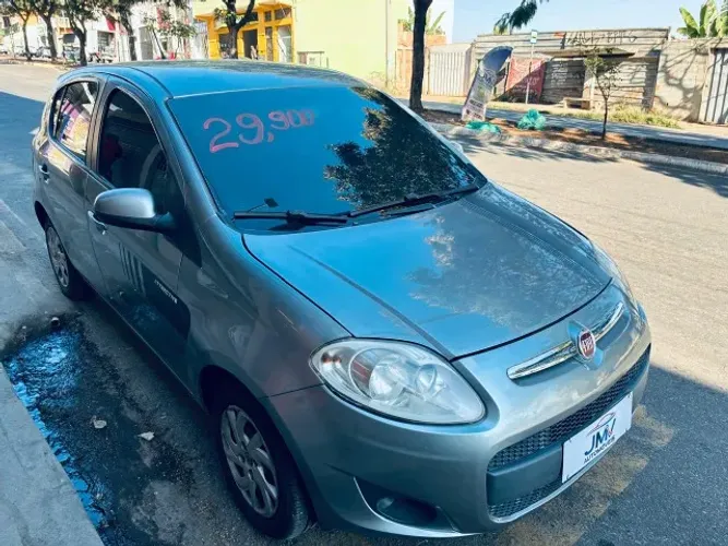 Fiat Palio Attractive 1.0 EVO Fire Flex 8V 5P 2013