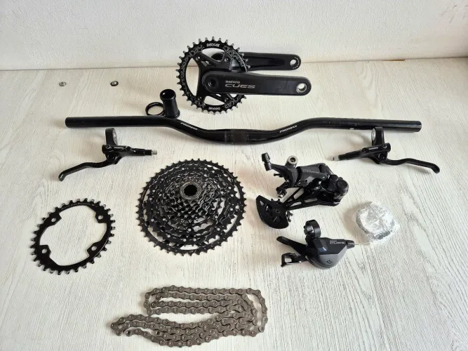 Grupo Shimano CUES U6000 + BRINDES 